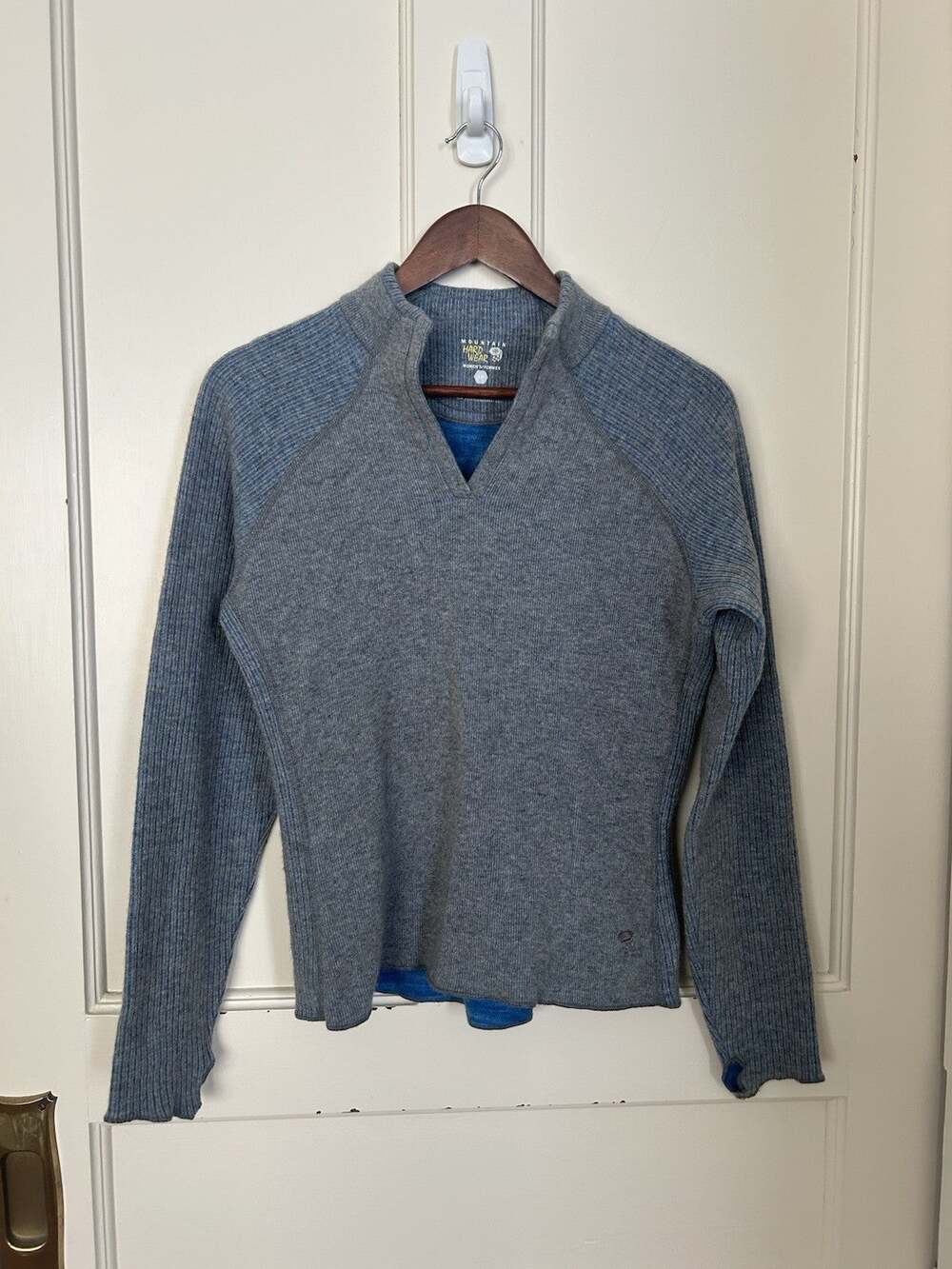 Mountain Hardware Wool Blend Mock Neck Sweater Womens Size Small Gray Blue